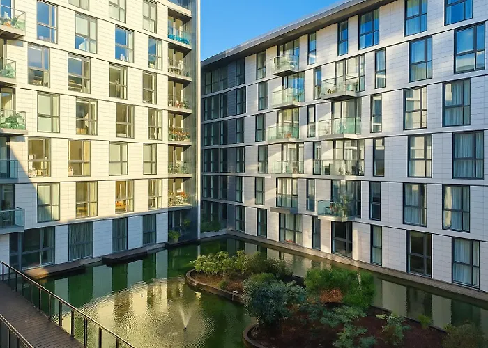 Tower Hill Serviced Apartments