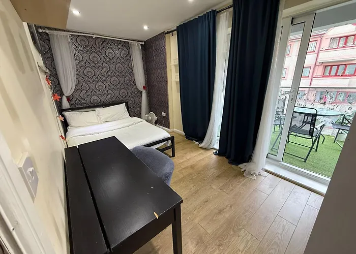 Property Near Canary Wharf