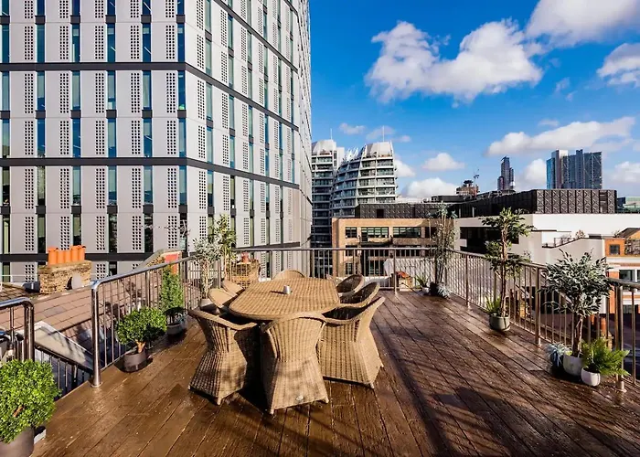 Penthouse Loft With Roof Terrace Not For Events Or Parties
