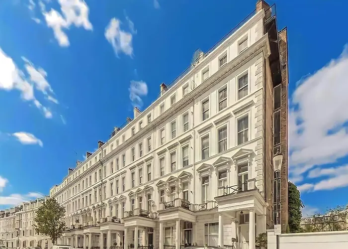 Kensington Garden Suites
