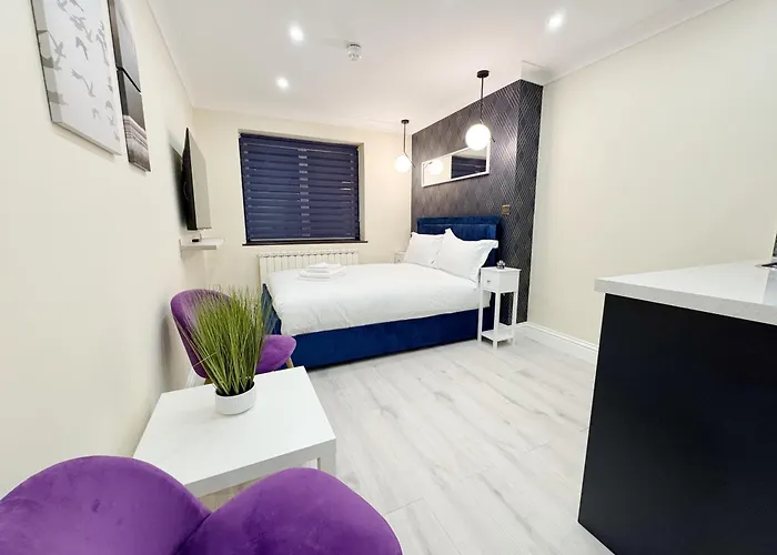 Modern Studio Near Wembley With Easy Transport