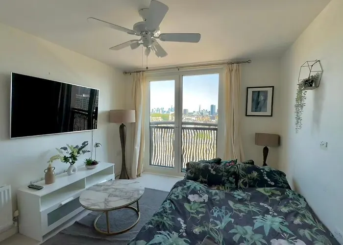 Chelsea Luxury Apartment