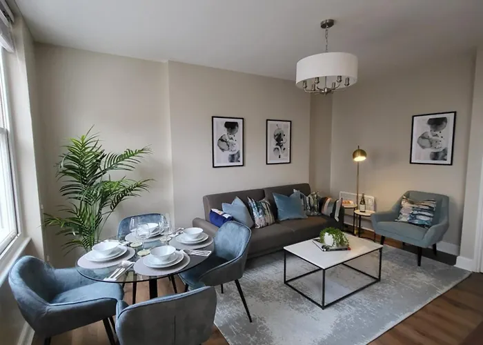 1 Bed Apartment Russell Square