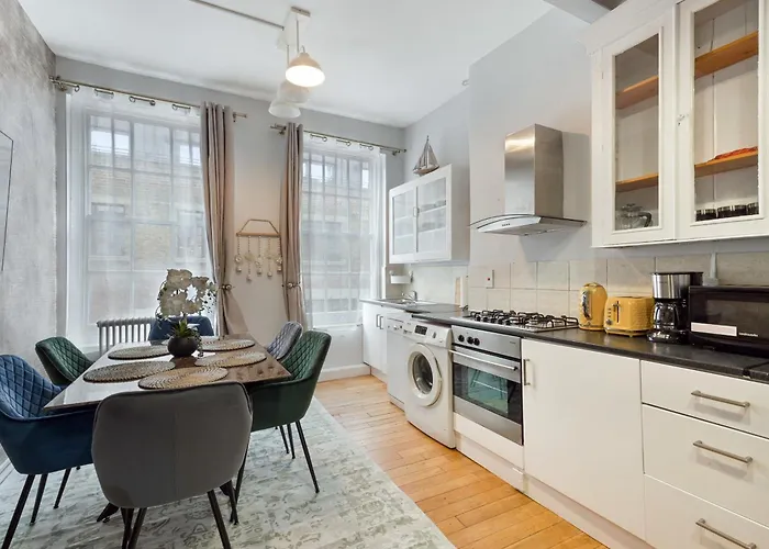 Hatton Gardens - 2 Bedroom Family s
