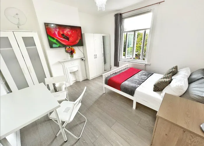 Luxurious With Patio In Covent Garden