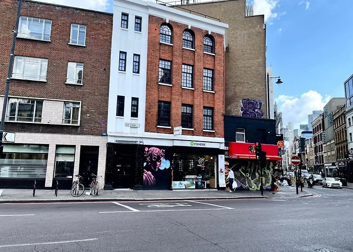 Modern 1-Bedroom Apartments Near Shoreditch, Old Street & Hoxton By Nournest Apartments