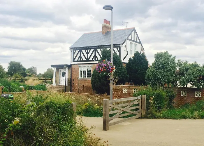 Marsh Lane Cottage