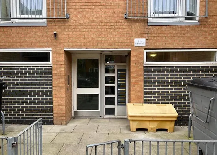 Flat In London