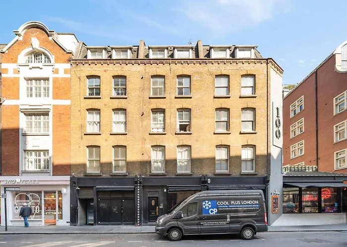 Wardour Street Soho Modern Studio, 1 And 2 Bedroom Apartments