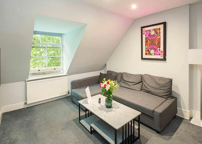 Heart Of Kensington And Chelsea,2 Bedr