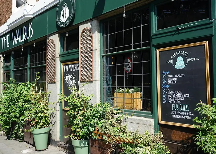 The Walrus Bar And Hostel Londres
