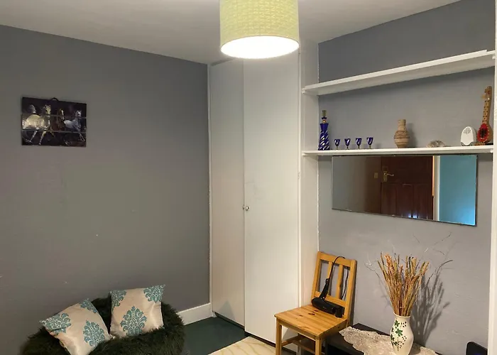 House 220 Apartment London