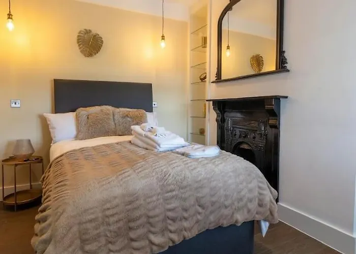Luxury Double Bedroom En Suite