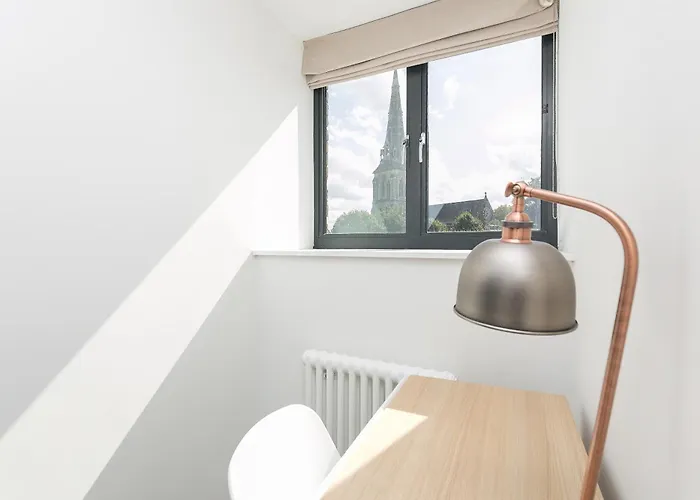 Luxe 2 Bed - 20 Minutes From Central London