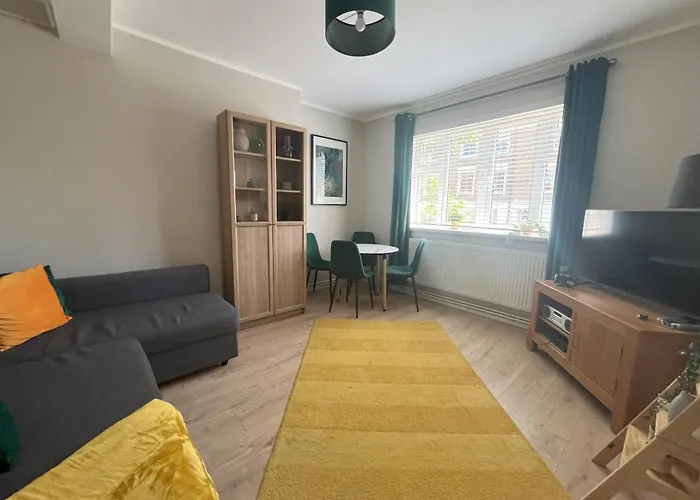 Spacious & Modern Family Gem