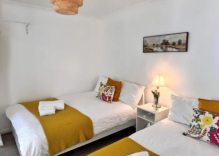 Stylish Entire In Camden, Central