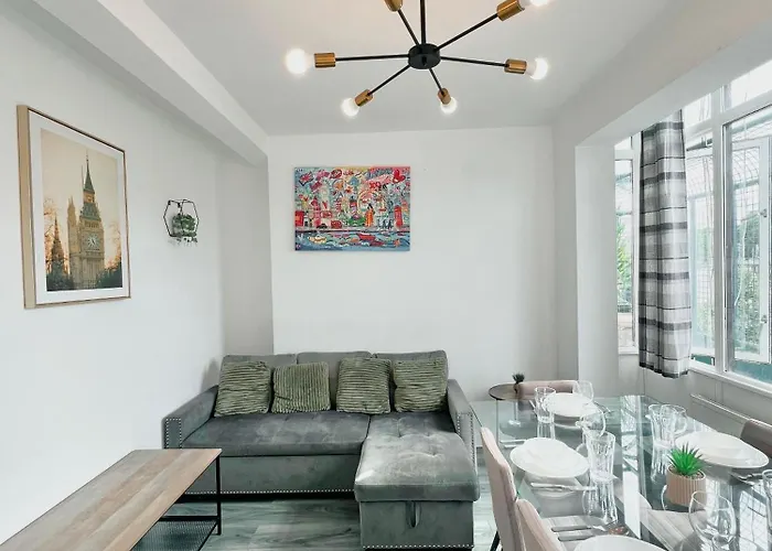 Gatesden apartment