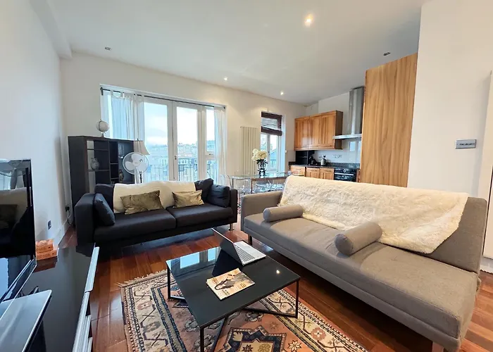Kensington Garden 3 Bedroom Suites