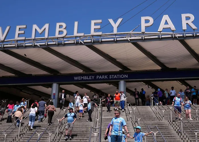 Wembley Luxury Stay 2Br Next To Stadium With Free Parking