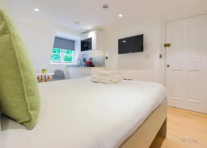 Leather Lane Concept Apartments