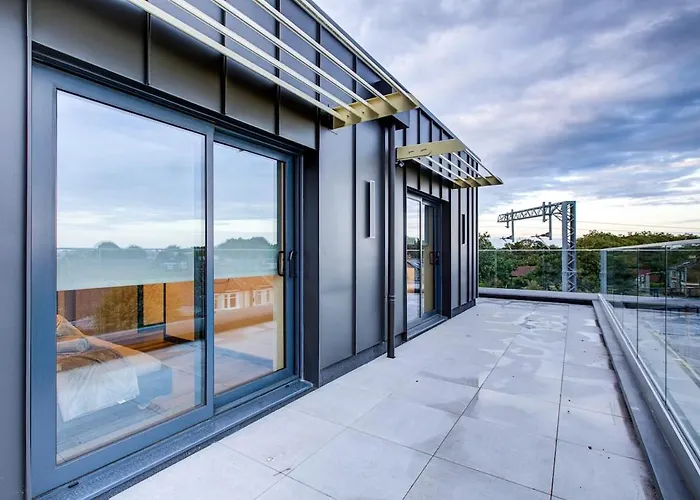 Private & Stylish 2 Bedroom London Apartment