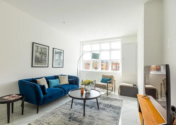 Harley Street Luxury s By City Relay