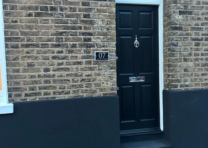 Victorian House Apartment London