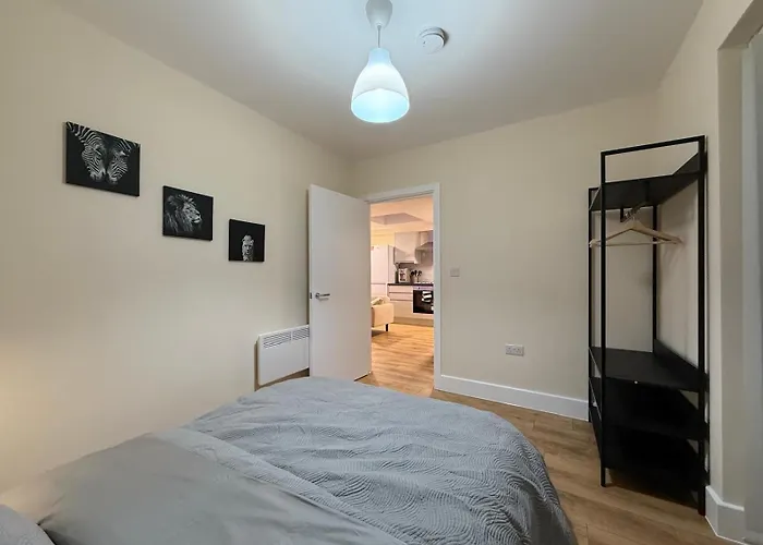 Spacious 2Bed Flat In Wembley Close To Stadium