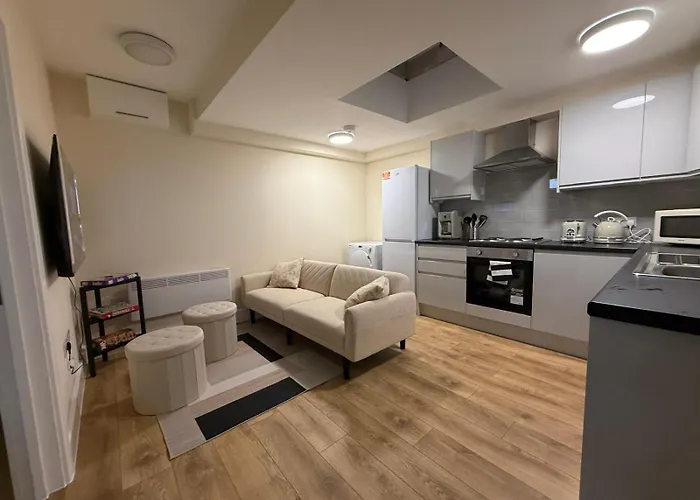 Spacious 2Bed Flat In Wembley Close To Stadium
