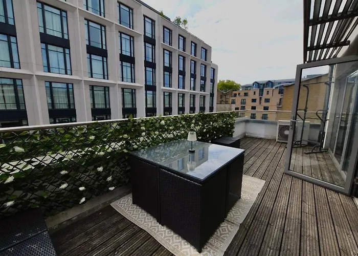 Top Floor 3Bed3Bath Apartment Bayswater Hyde Park With Private Terrace London