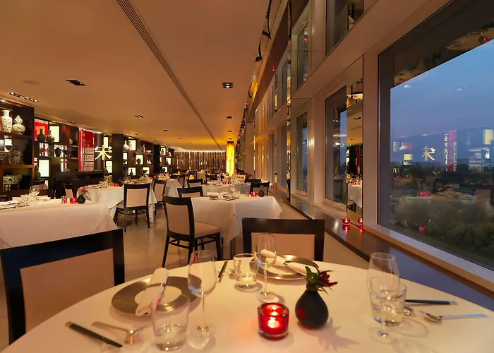 Royal Garden Hotel