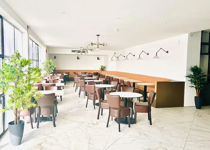 King Solomon Hotel- Golders Green Londyn