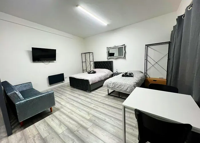 Luxury Spacious Flat In Central London, Super Central