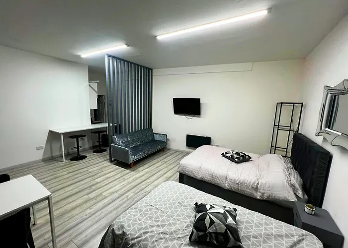 Luxury Spacious Flat In Central London, Super Central