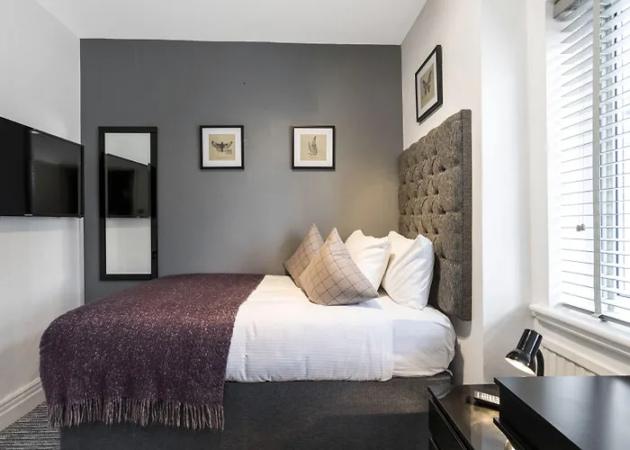 Martel Guest House Free Parking