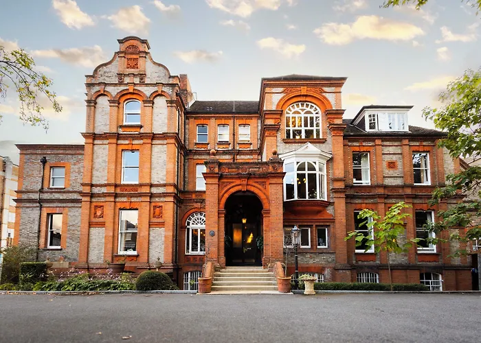 Palmers Lodge Swiss Cottage