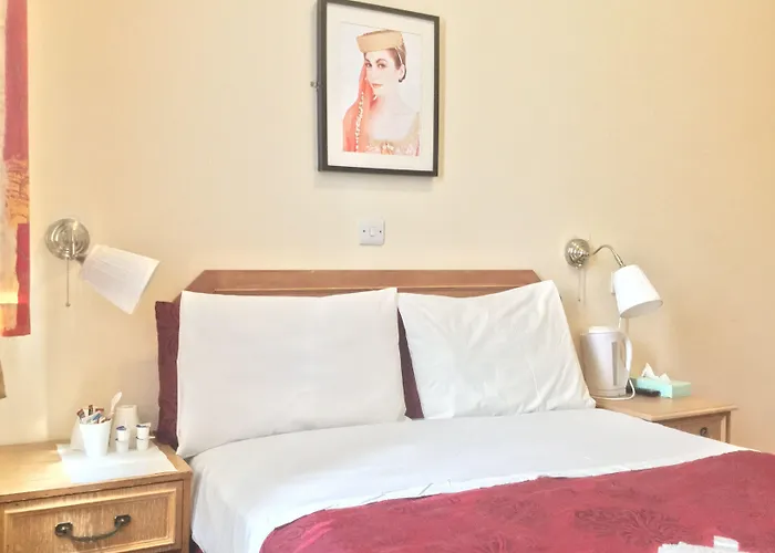 Chiswick Lodge Hotel