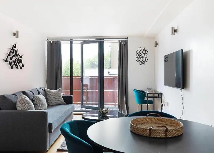 Stylish Apartment With Underground Parking