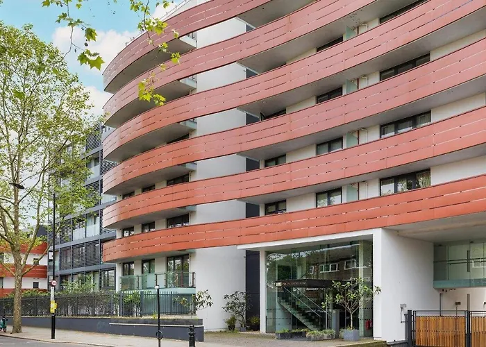 Stylish Apartment With Underground Parking