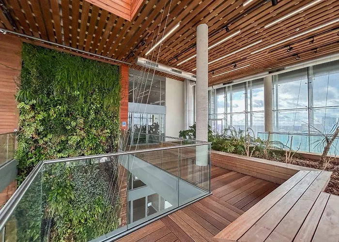 Stylish Urban Sanctuary With Parking