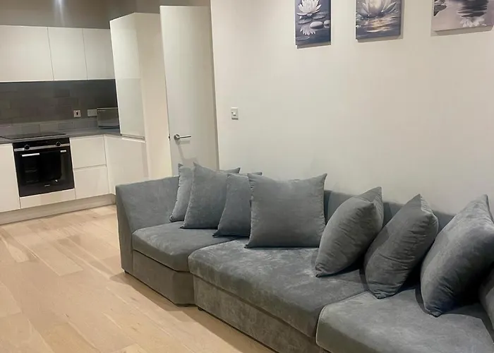 Royal Docks Apartment London