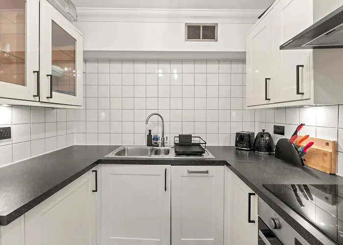 Sg, Classic Oxford Street Central London Apartment