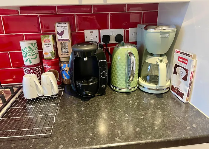 Family Friendly Spacious Flat In Central London