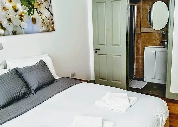 Forest House Hotel