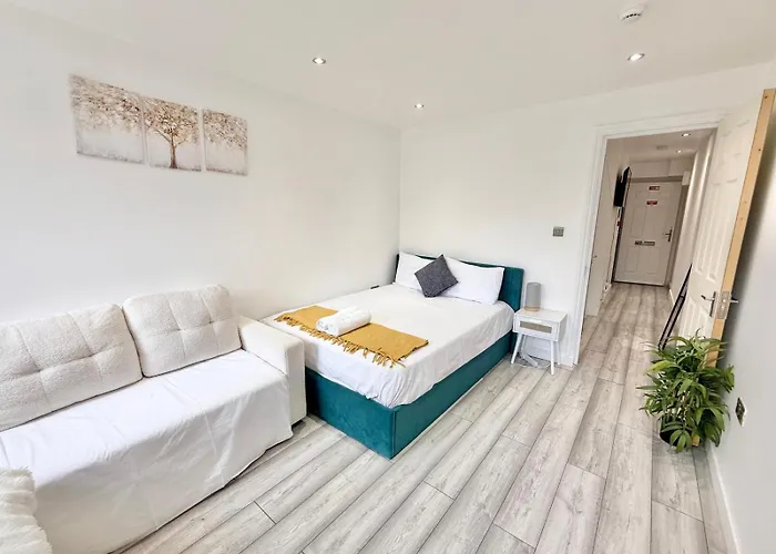 Beautiful Flat Near Central London - Entire Flat - Equipped Kitchen - Private Bathroom