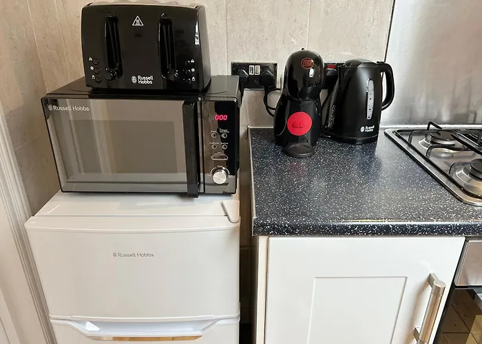 Cosy 3 Bedroom Flat, Hackney Central