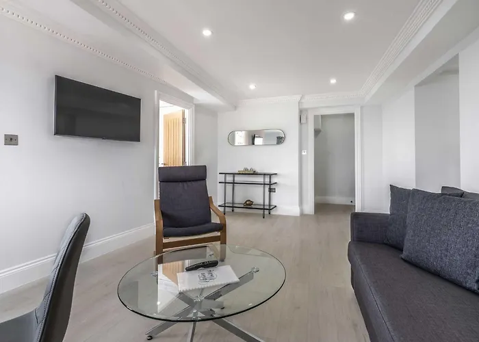 Chelsea Cloisters Serviced Apartments