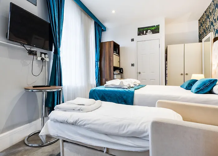 Vilenza Hotel London