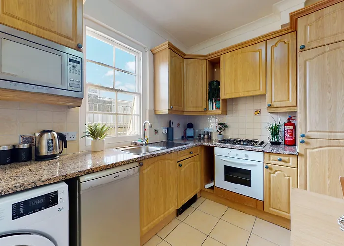 Park Lane Apartments - Clarges Street London