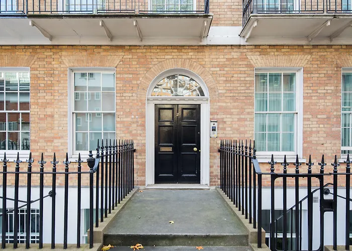 Tavistock Place s